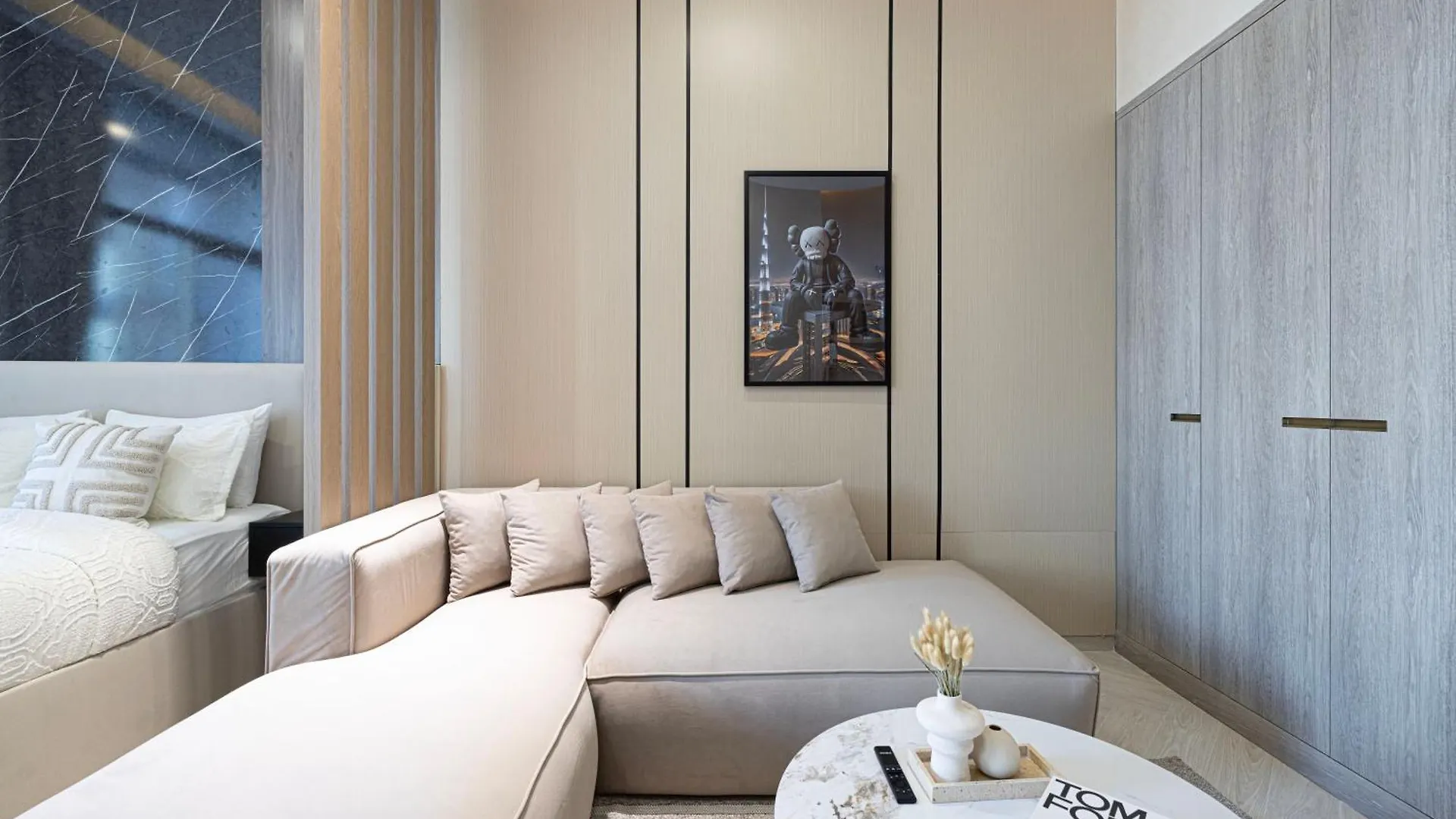 Modern & Luxurious Studio - Near Circlemall Дубай