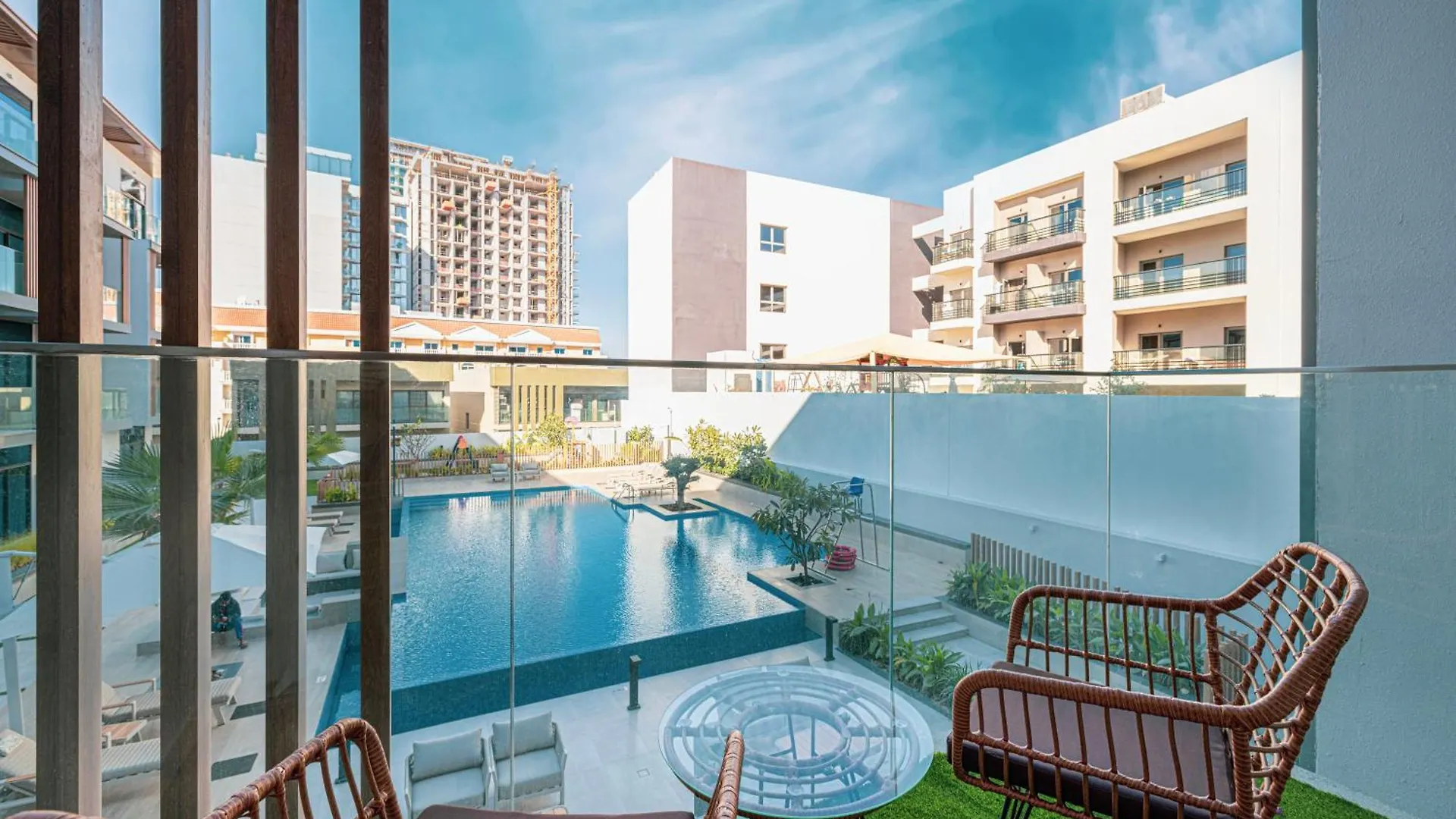 Апартаменты Modern & Luxurious Studio - Near Circlemall Дубай