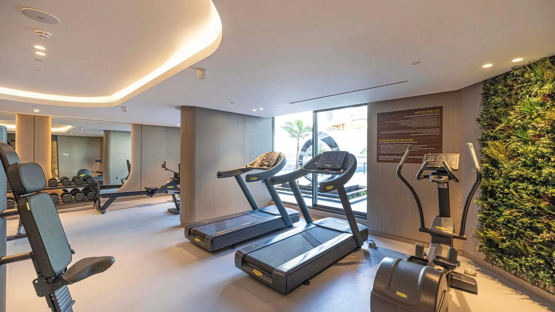 Modern & Luxurious Studio - Near Circlemall Дубай